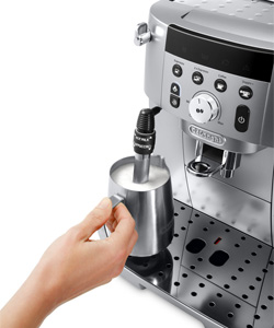 macchina da caffe in grani delonghi magnifica s smart silver black