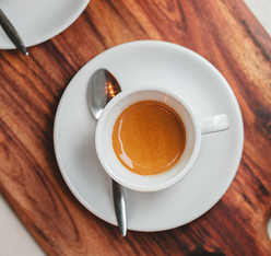 tasse de cafe rose diamond cafes lugat